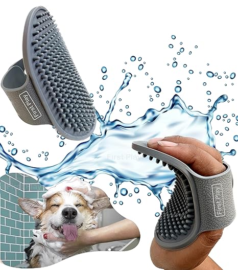 81FTyZaQWoL._SX466.jpg Pet Bathing Hand Brush for Cats and Dogs - Image 1